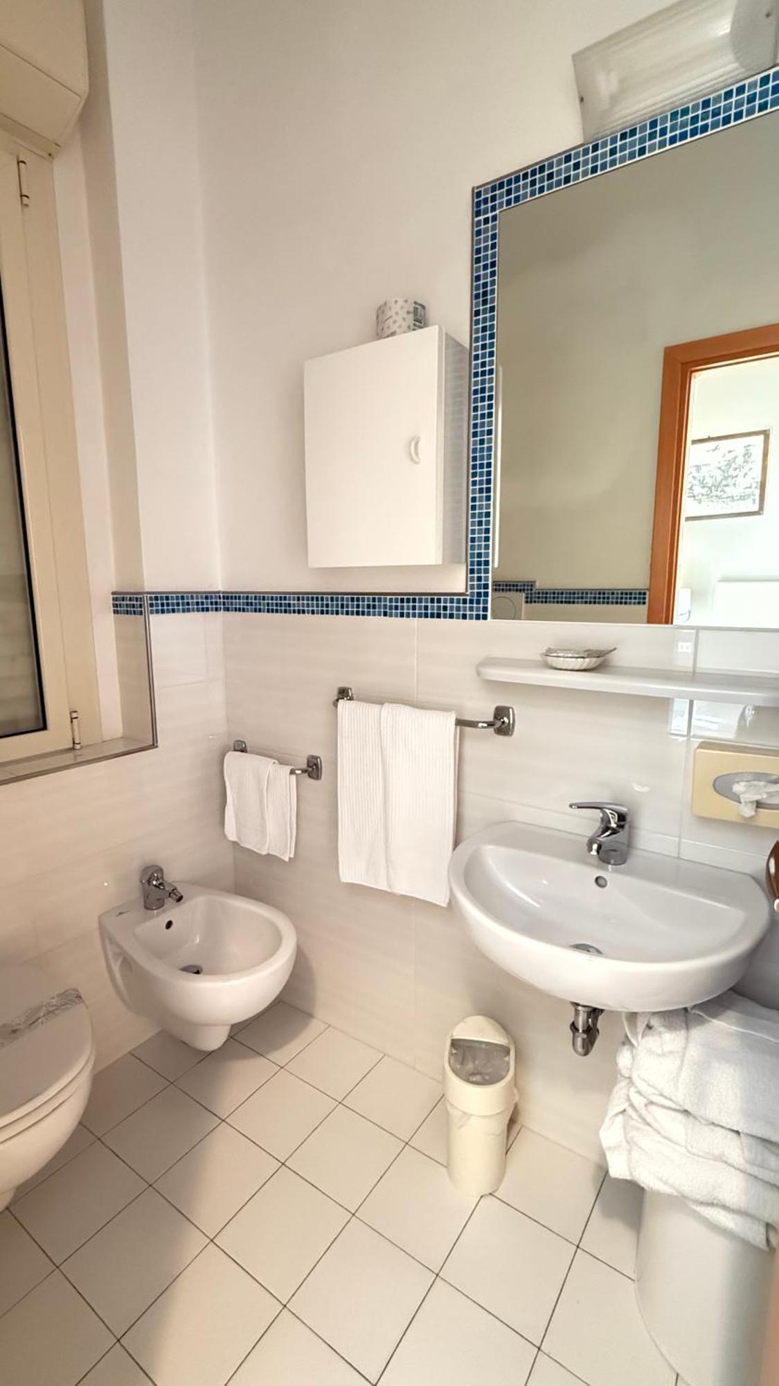 Hotel Ariella Milano Marittima Ngoại thất bức ảnh