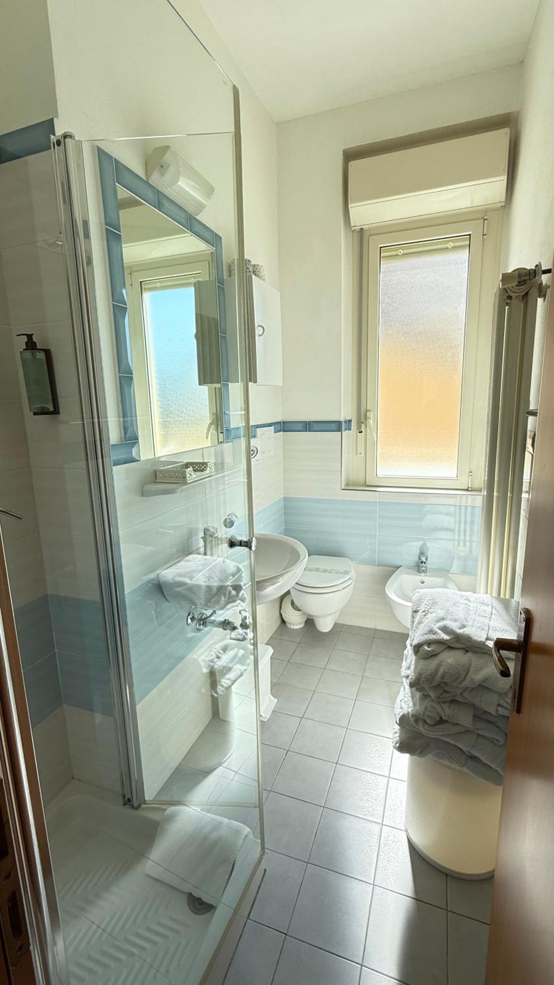 Hotel Ariella Milano Marittima Ngoại thất bức ảnh