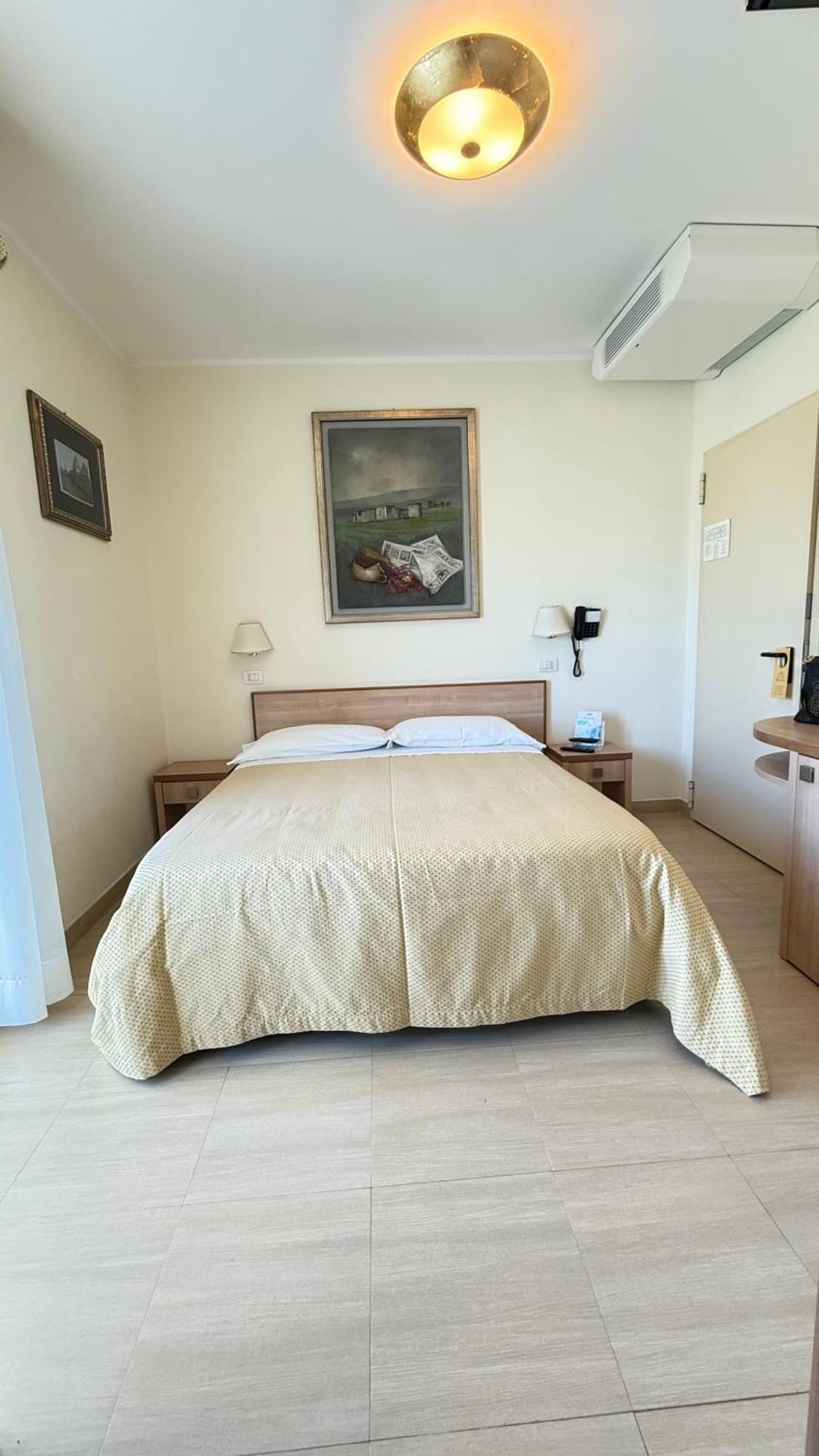 Hotel Ariella Milano Marittima Ngoại thất bức ảnh